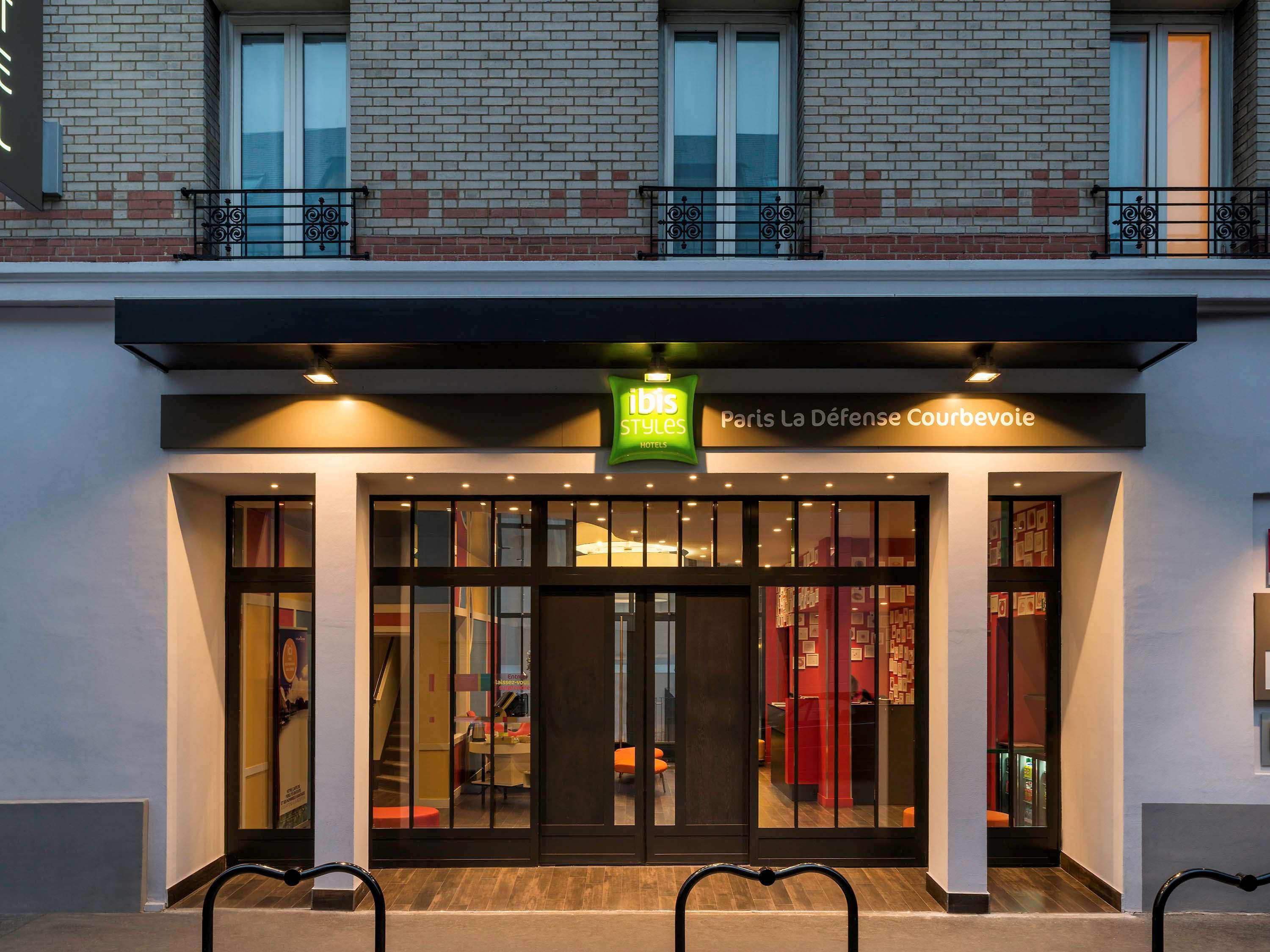 Ibis Styles Paris La Defense Courbevoie Hotel Bagian luar foto