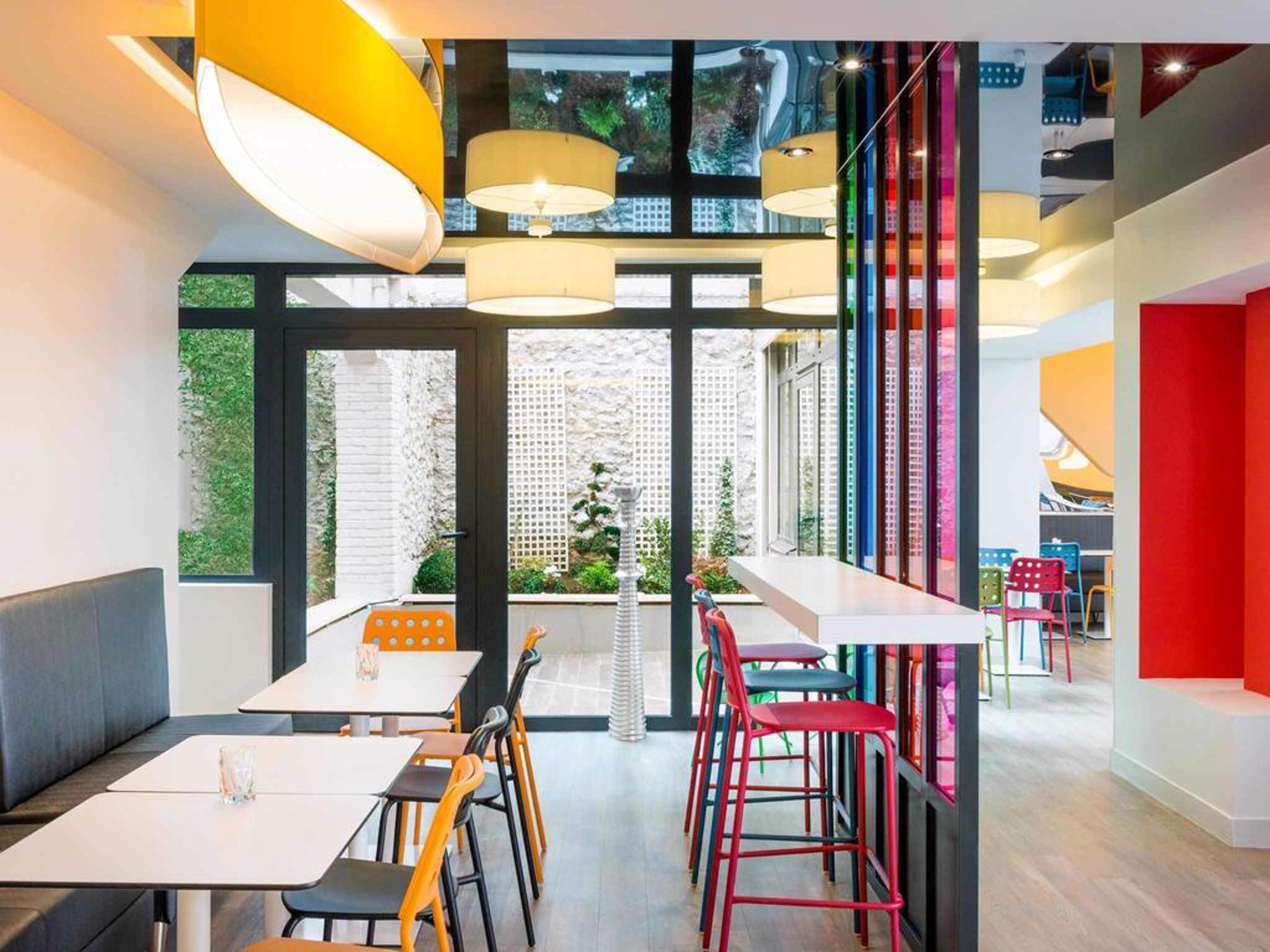 Ibis Styles Paris La Defense Courbevoie Hotel Bagian luar foto
