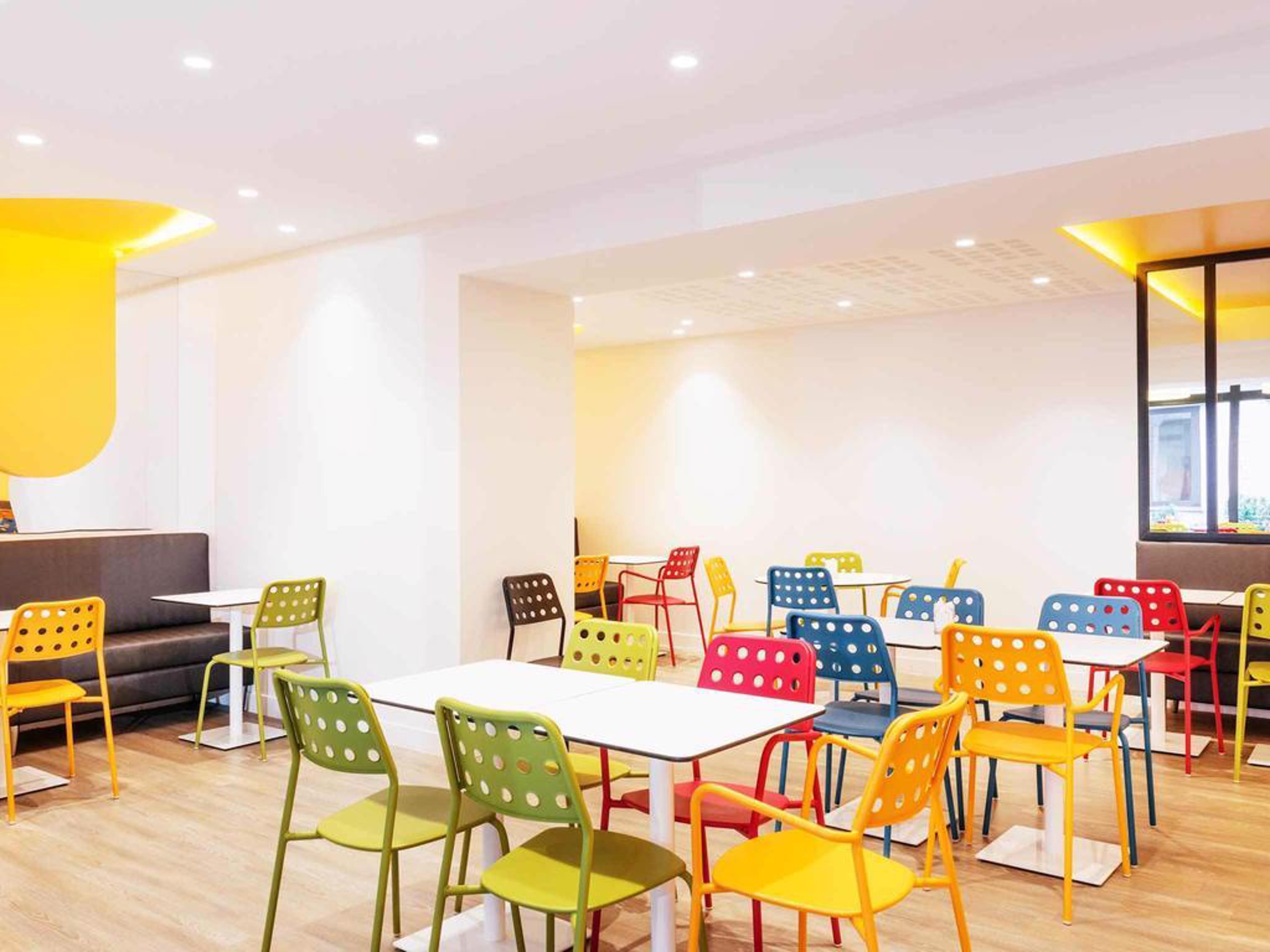 Ibis Styles Paris La Defense Courbevoie Hotel Bagian luar foto