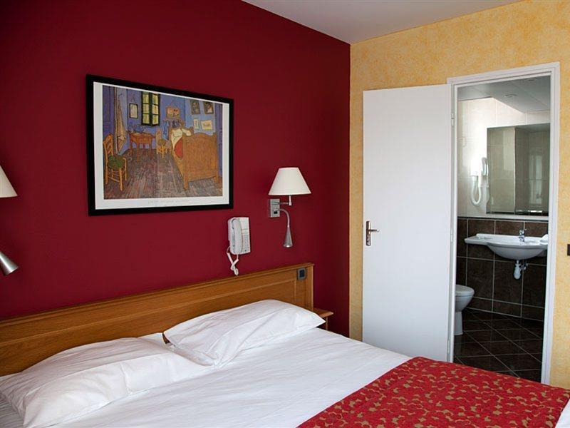 Ibis Styles Paris La Defense Courbevoie Hotel Bagian luar foto